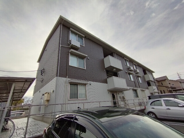 シャルマン堂前の外観