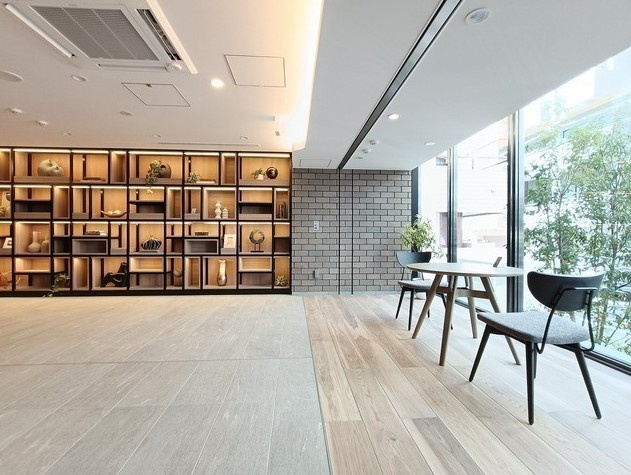 【エントランス】