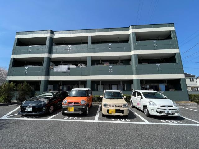 サンガーデンセレスの駐車場|外観写真（昼）