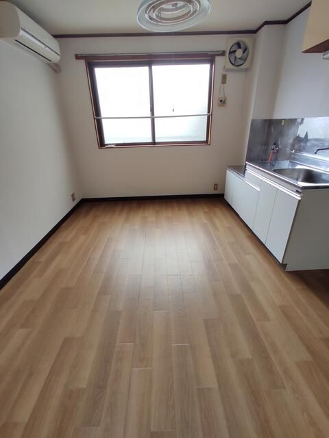 もんコーポの内装