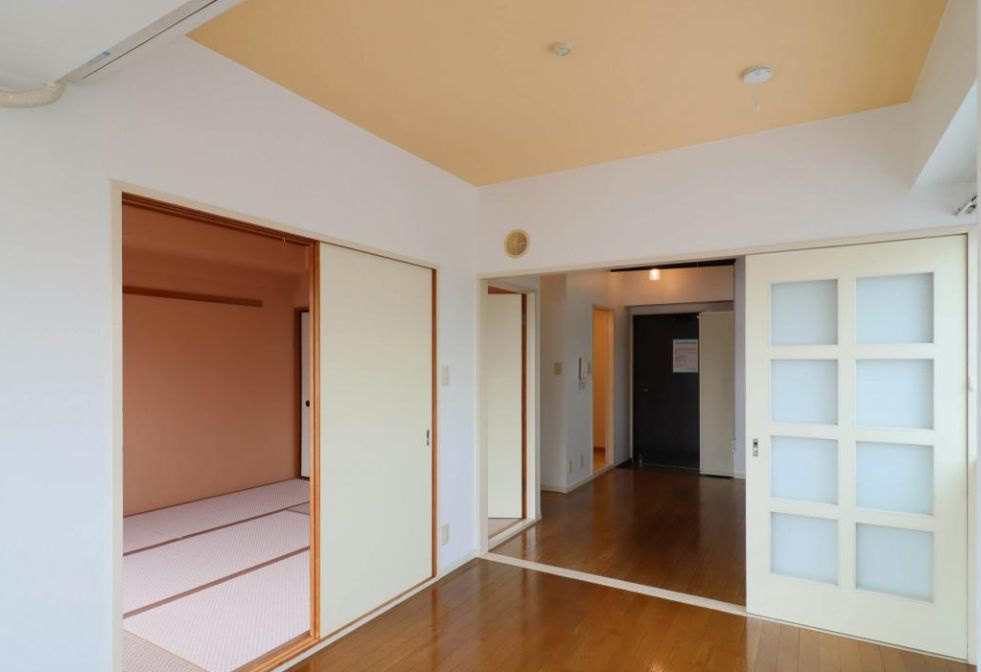 シークエンスヒルズの居間・リビング