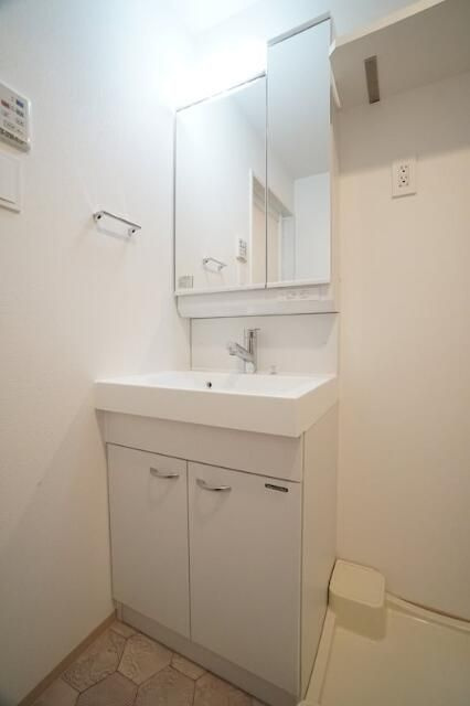 メインステージ東日暮里の洗面所