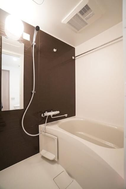 メインステージ東日暮里の浴室