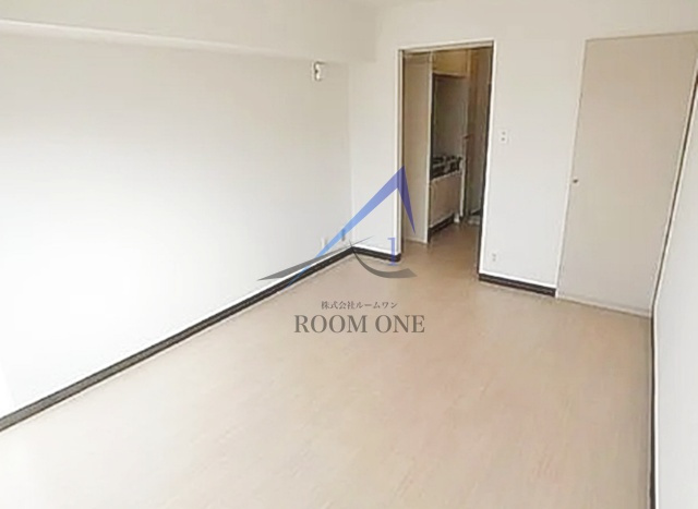 メゾン・ド・ロワジールの居間・リビング|洋室のお部屋です。