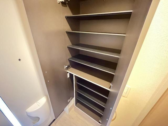 コンフォートハウス　ポニーの収納|下駄箱