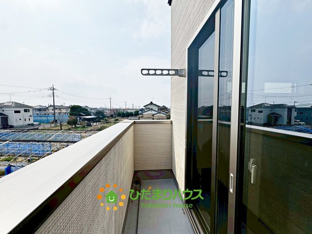ワイウッドコート加須市久下第7期　新築一戸建て　03のバルコニー