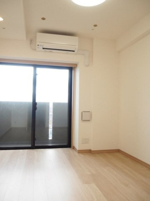 【居間・リビング】 | ルーブル川崎貝塚弐番館