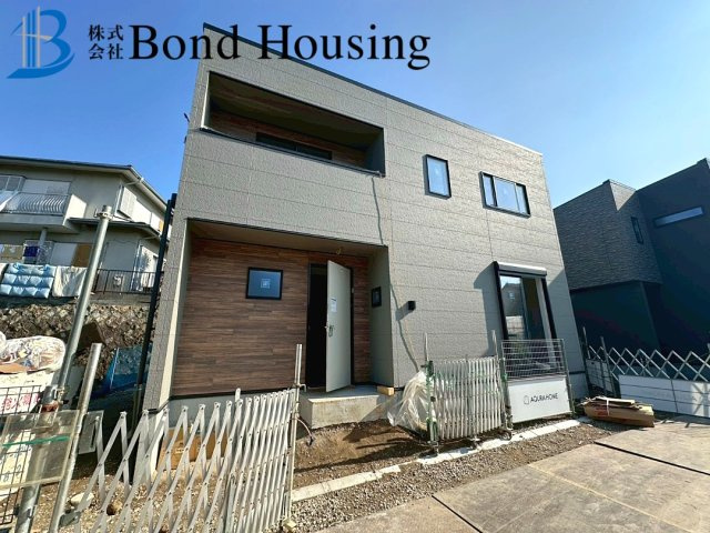 近隣商業施設充実　太寺天王町　新築5区画　4号棟の前面道路含む現地写真