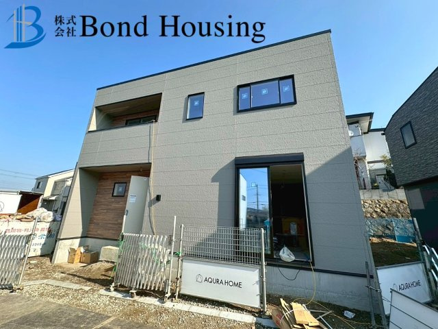 近隣商業施設充実　太寺天王町　新築5区画　4号棟の駐車場