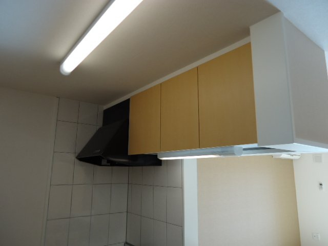 キャトルセゾンのキッチン|キッチン吊戸棚