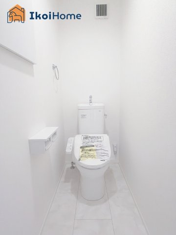 神戸市西区福吉台２丁目　１号棟　新築戸建のトイレ|【ホームページに現地動画掲載中】●年中無休：当日予約可●1階・2階ウォッシュレット付のお手洗いです
