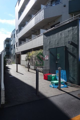 グレイスフルコートのエントランス