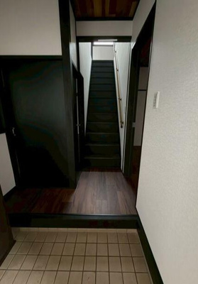 【玄関】 | 白百合貸家