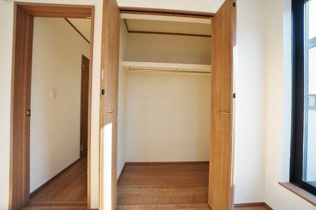 【横浜市瀬谷区阿久和西3丁目11-9全2棟新築戸建て】★仲介手数料無料★（原小学校・原中学校）の収納