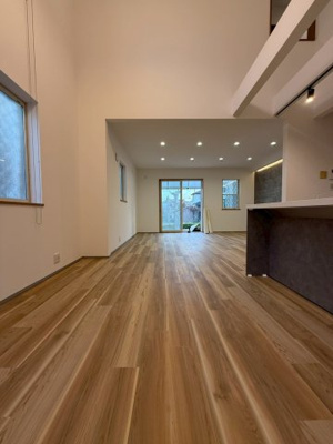 【居間・リビング】 | 兵庫県川辺郡猪名川町白金1丁目