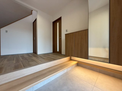 【玄関】 | 兵庫県川辺郡猪名川町白金1丁目