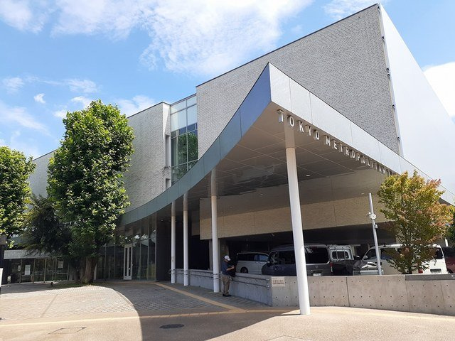 パフュームⅢの周辺|都立多摩図書館まで950m