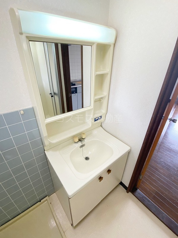 グリムハイツ　Ａの洗面所