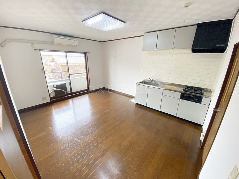 グリムハイツ　Ａの居間・リビング