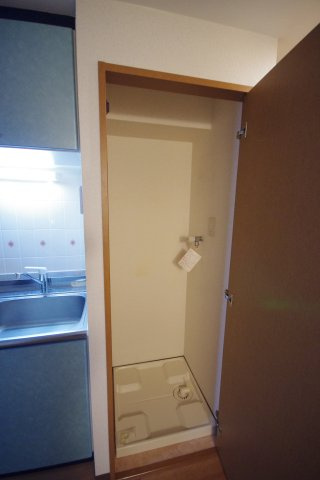 敷地内洗濯機置き場