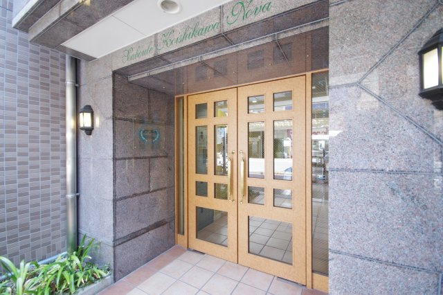 【エントランス】