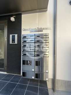 【設備】 | (事務所)オガールコートナカモズ | オガールコートナカモズ　メールボックス・宅配ボックス