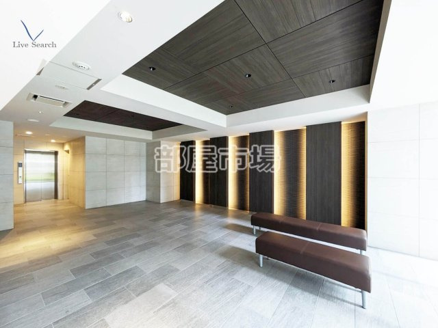 ホウエイコート秋葉原のロビー