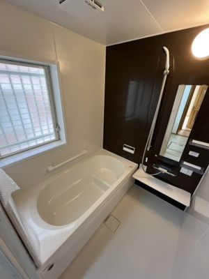 【浴室】 | 小倉台６丁目　中古戸建 | ユニットバス新調しています。