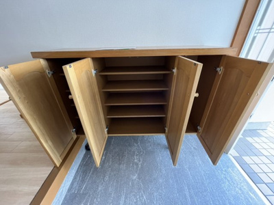 【収納】 | 小倉台６丁目　中古戸建 | シューズボックスにはご家族分の靴が収納できます。