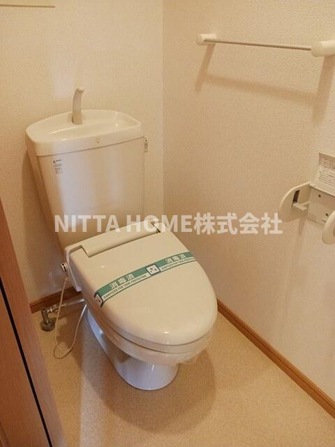 プリムローズのトイレ|暖房便座のトイレになります◎