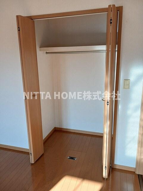 プリムローズの収納|洋室それぞれに収納がついていて便利(^^♪