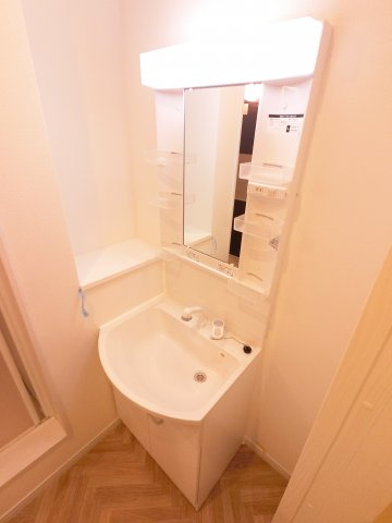 【独立洗面台】