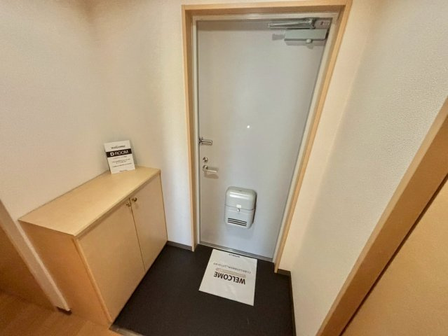 ウェスタン　フォレストの玄関