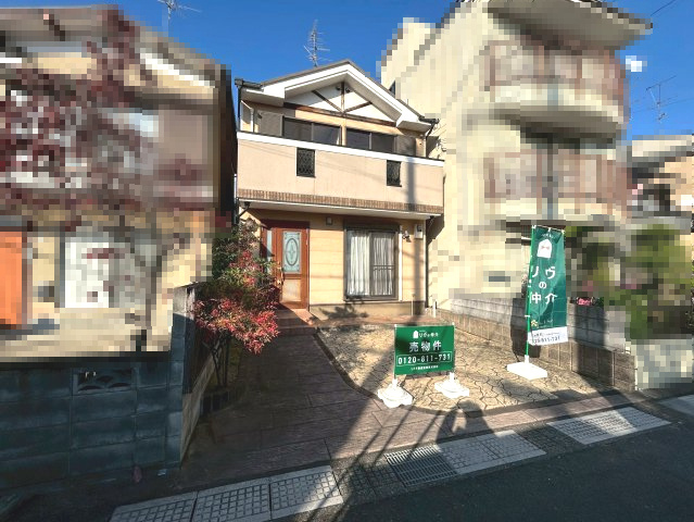 【成約済】長岡京市長岡3丁目　の外観|洋風の可愛らしい外観。
室内一部リフォーム予定です。
