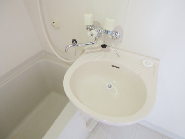 マリンハイツ畠山の洗面所