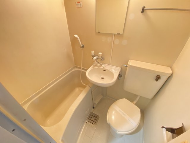 江戸川区西小岩２丁目の賃貸マンションの浴室