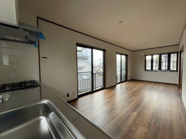 林３丁目倉庫事務所付戸建の居間・リビング