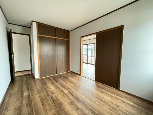 林３丁目倉庫事務所付戸建の洋室