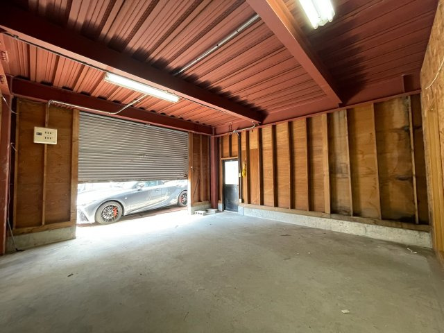 林３丁目倉庫事務所付戸建の内装