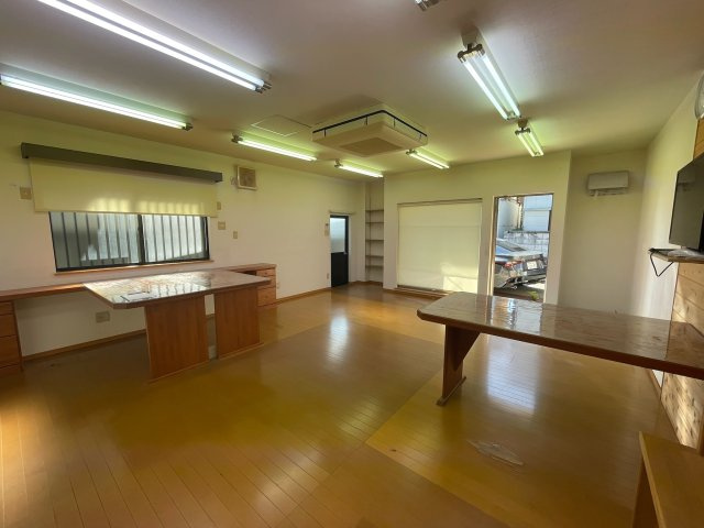 林３丁目倉庫事務所付戸建の内装