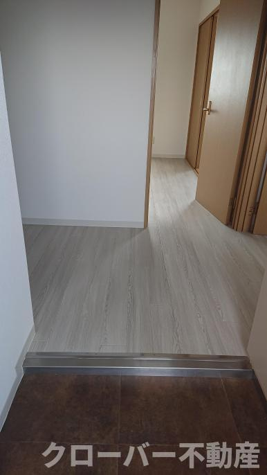 ハートマンションの玄関