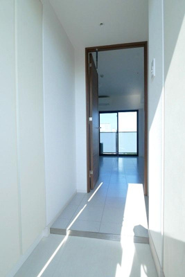 【玄関】 | ル・サレーヴ