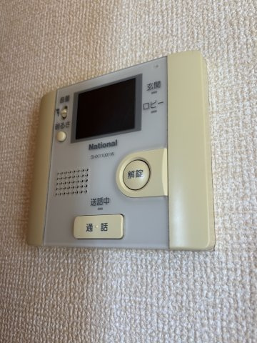 ロイヤル倉治　B棟のセキュリティ