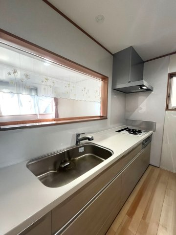 中田南1丁目 中古戸建 3680万円のキッチン