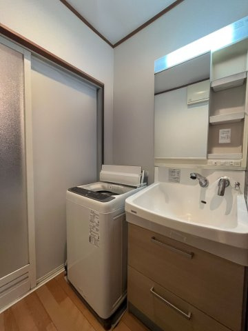 中田南1丁目 中古戸建 3680万円の独立洗面台