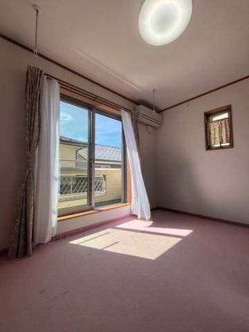 中田南1丁目 中古戸建 3680万円の洋室