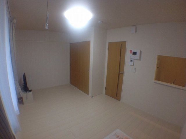 クレイノファウンデーション美好の居間・リビング|設備・仕様は号室により異なる為、現況を優先致します。