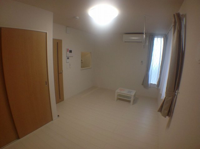 クレイノファウンデーション美好の寝室|設備・仕様は号室により異なる為、現況を優先致します。