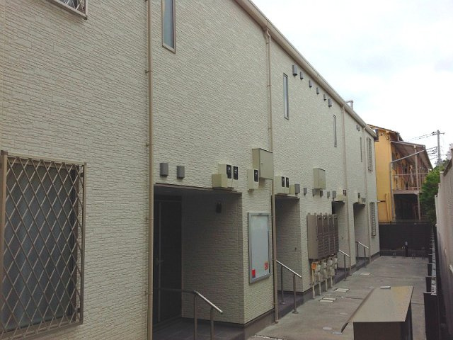 クレイノファウンデーション美好