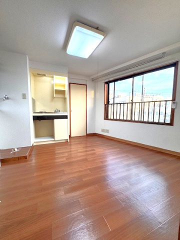 SAビルの居間・リビング